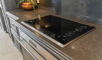 12 S Kihei Rd E2, Kihei, HI 96753