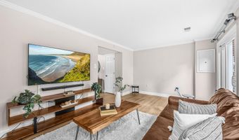 20 S MONTANA St, Arlington, VA 22204