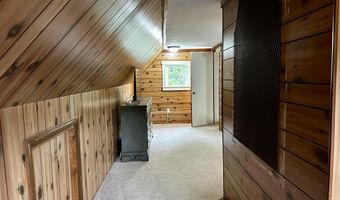 2 Piper Ln, Abbot, ME 04406