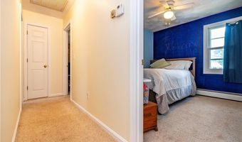 65 Jeri Lynn Cir, Warwick, RI 02886