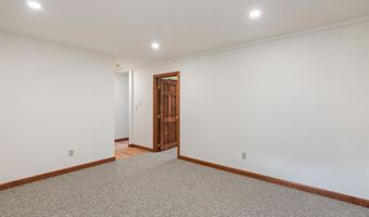 15 Spring Hollow Ln, Barre, VT 05641