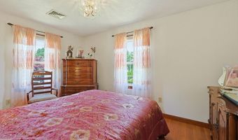 22 Fisher St, Attleboro, MA 02703