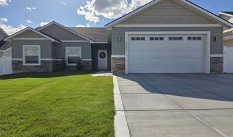 2440 Lotus Ave, Burley, ID 83318