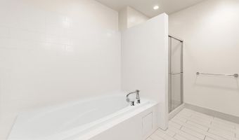 1200 STEUART St 912, Baltimore, MD 21230