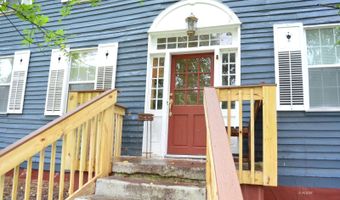 20 Hickory St, Athens, OH 45701