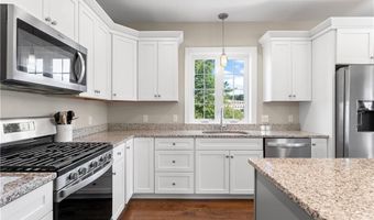 110 Crystal View Dr, Burrillville, RI 02859