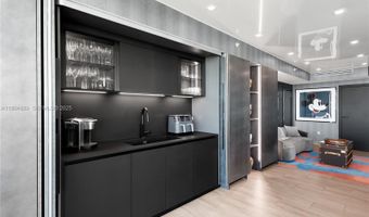 19955 NE 38th Ct 1205, Aventura, FL 33180