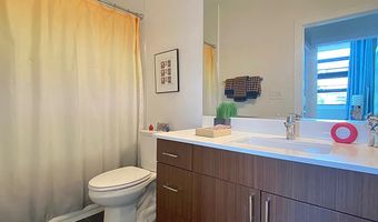 1111 ORREN St NE 300, Washington, DC 20002