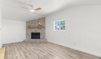 810 NE 6th St, Andrews, TX 79714