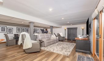 6942 St Rt 350, Aurora, IN 47001