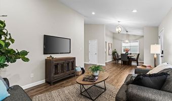 1329 Westbrooke Terrace Dr, Ballwin, MO 63021