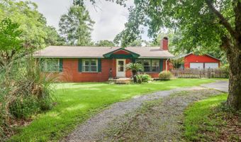 8474 Woolmarket Rd, Biloxi, MS 39532