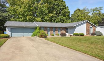 405 Hilltop Dr, Angola, IN 46703