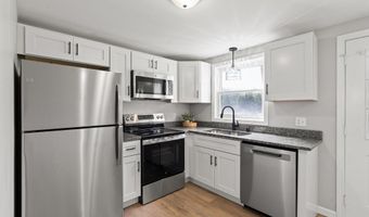 742 Daniel Shays Hwy 1F, Athol, MA 01331