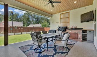 150 St Andrews Ln, Benton, LA 71006