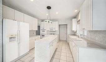 1989 Stonebridge Dr N, Ann Arbor, MI 48108