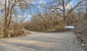 731 E 1100 Rd, Baldwin City, KS 66006