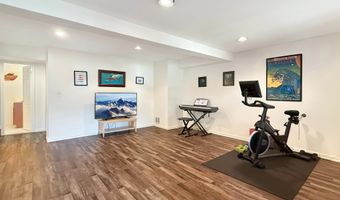 1045 COPPERSTONE Ct, Rockville, MD 20852