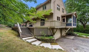 9 Pavillion Rd, Amherst, NH 03031