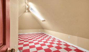 130 S Pine St, Arcola, IL 61910