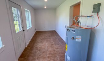 7554 S Farris Rd, Atoka, OK 74525