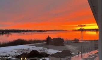 20 Starboard St, Beachwood, NJ 08722