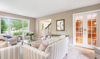 2460 Mershon Dr, Ann Arbor, MI 48103