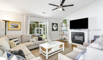 28 Lakeside Dr, Bluffton, SC 29910