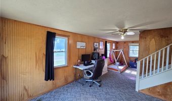 131 W 5th St, Adrian, MO 64720