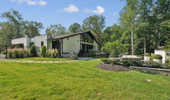 11013 RIVERWOOD Dr, Potomac, MD 20854