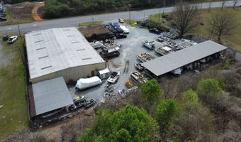 2190 Cherokee Rd, Alexander City, AL 35010