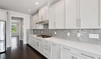 43109 CLARENDON Sq, Ashburn, VA 20148