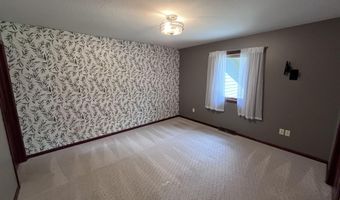 2206 SE 17th Ave, Aberdeen, SD 57401