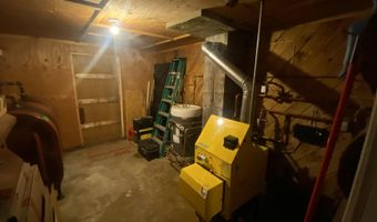 64 S Main St, Athens, ME 04912