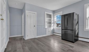 78 Old Oak Ave 2, Cranston, RI 02920