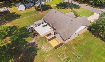 702 Kamak Dr, Beebe, AR 72012