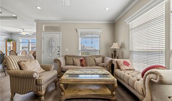 21 Walnut Via, Anaheim, CA 92801