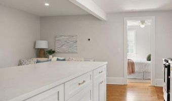 606 Carteret St 2, Beaufort, SC 29902