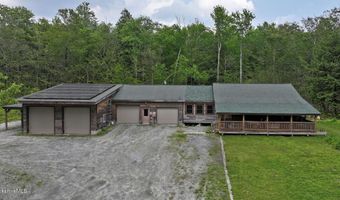 289 Algerie Rd, Becket, MA 01223