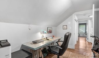 664 Lakeshore Dr, Asheville, NC 28804