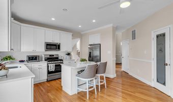 29 Tupelo Rd, Bayville, NJ 08721