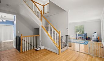 4724 POLE Rd, Alexandria, VA 22309