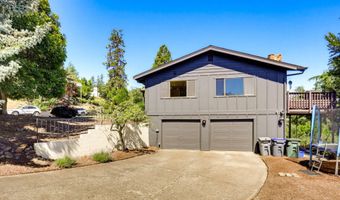 1509 Woodland Dr, Ashland, OR 97520