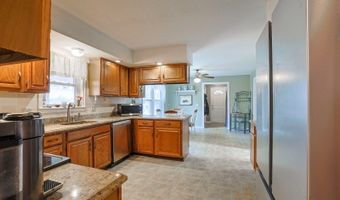 4 Panorama Dr, Alloway, NJ 07461