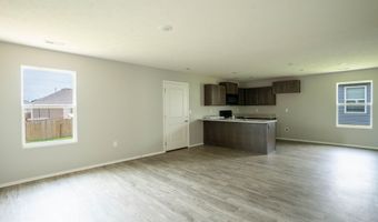 110 Pin Oak Dr Dr, Aurora, MO 65605