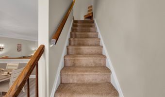 75 Bradford Ct, Aberdeen, NJ 07747