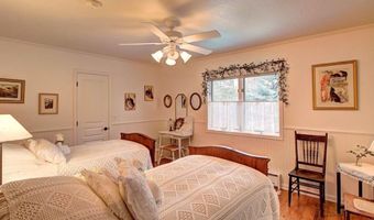 225 Siderius Ln, Bigfork, MT 59911