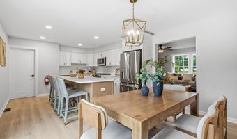 406 3RD St, Atco, NJ 08004