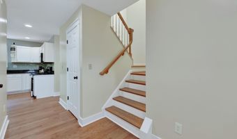 95 MAGNOLIA Ct, Barboursville, VA 22923