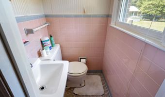 7126 Two Notch Rd, Batesburg, SC 29006